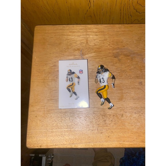 Troy Polamalu Ornament - Hallmark Keepsake - Pittsburgh Steelers - NFL - 2011 - Picture 1 of 6